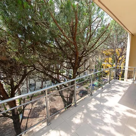 Intea Otel 3*