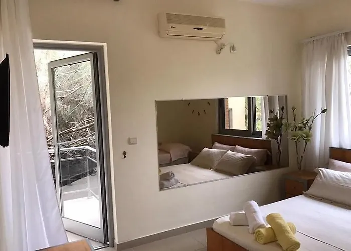 Intea Golem (Tirana)